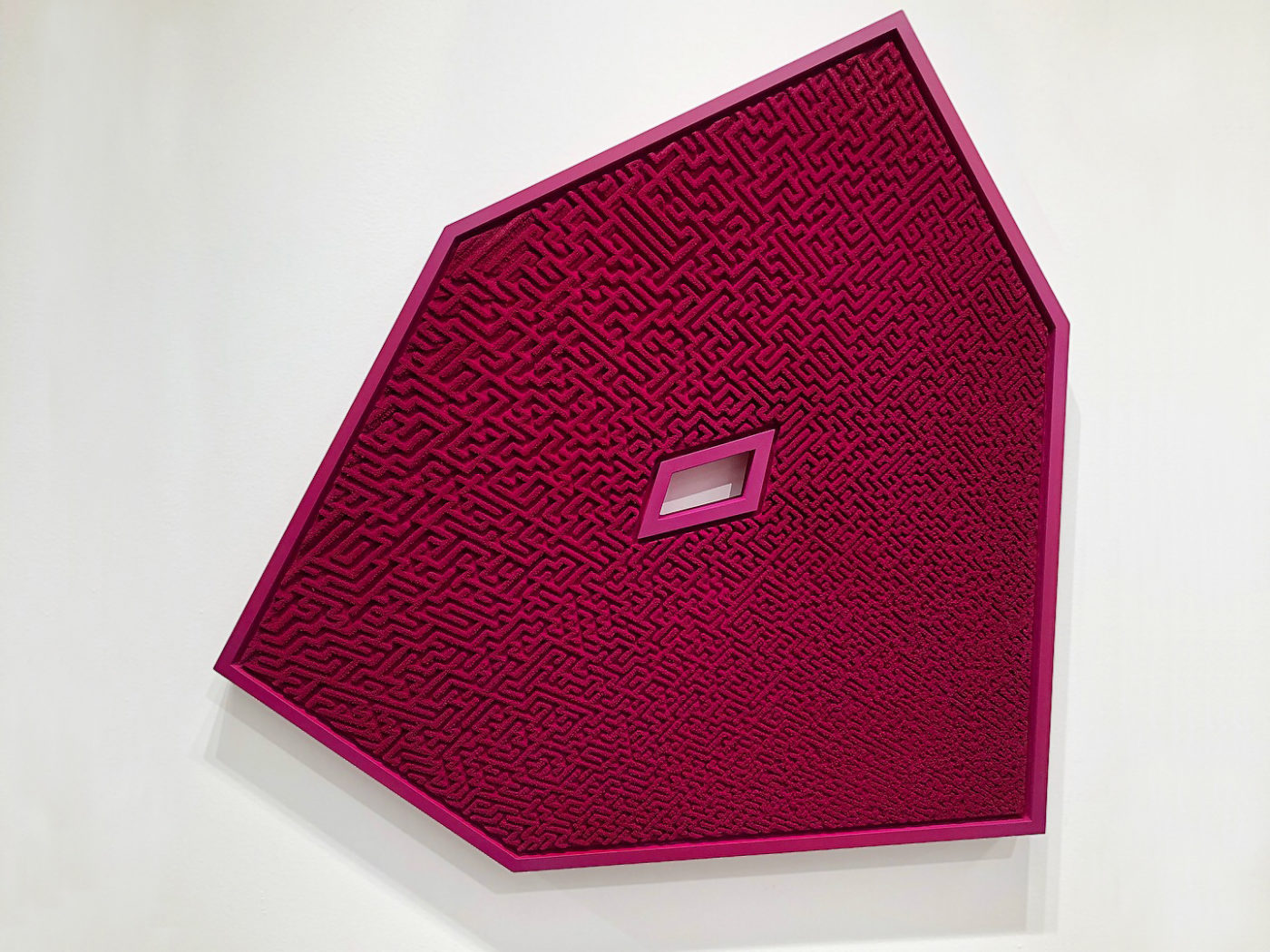 LABYRINTH 4 (magenta),