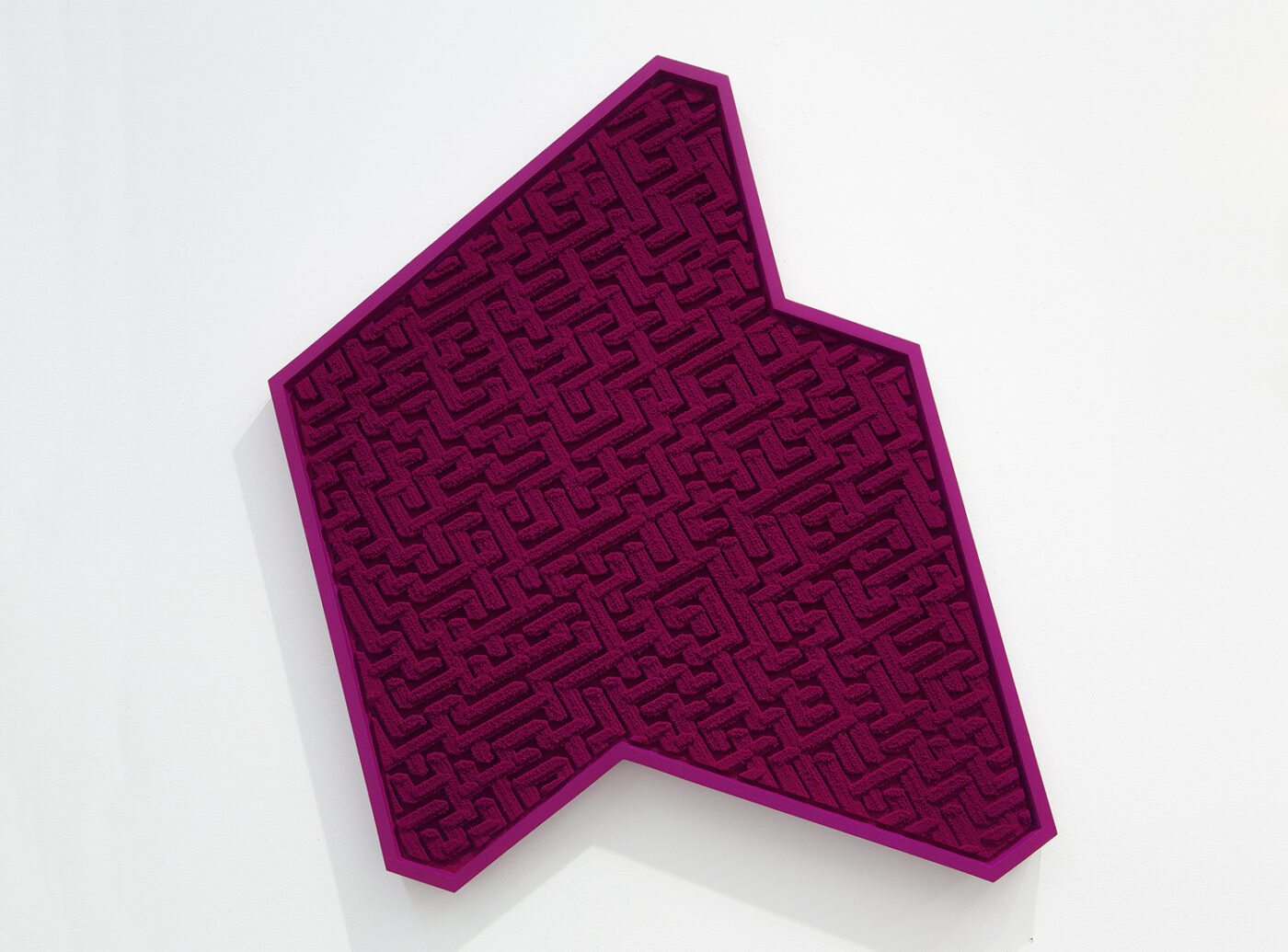 LABYRINTH 8 (magenta),